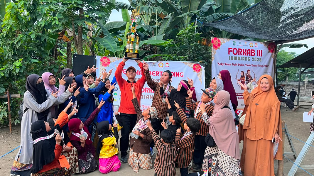 Dua Kali Berturut-turut, SD Quba Lumajang Sabet Juara Umum Panahan Tradisional FORKAB III Lumajang