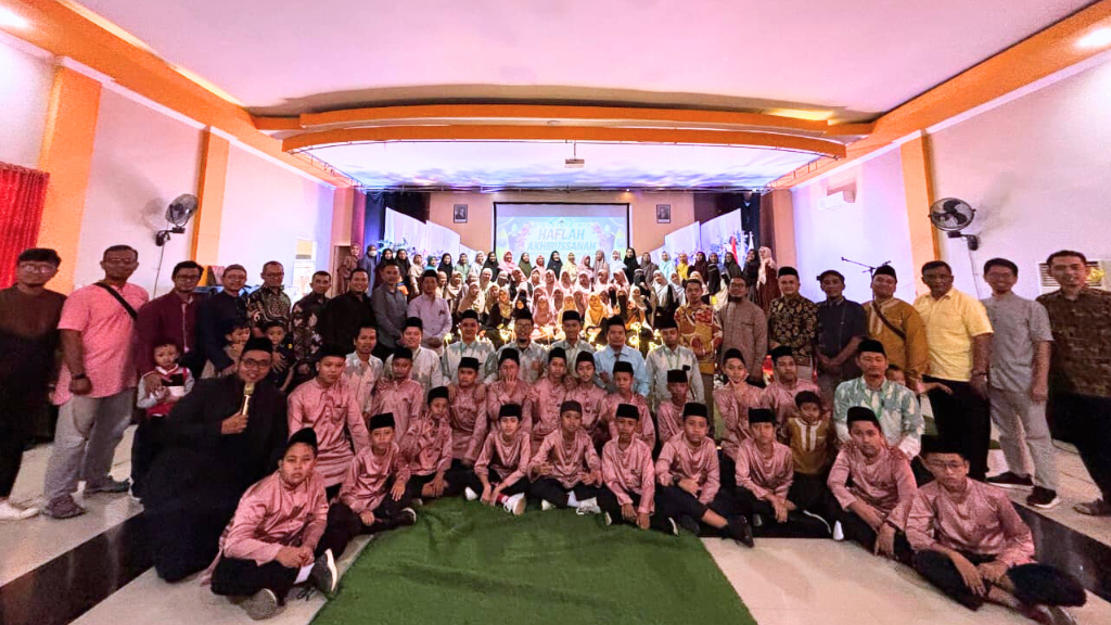 Pelepasan santri SD Quba Angkatan Ke 3