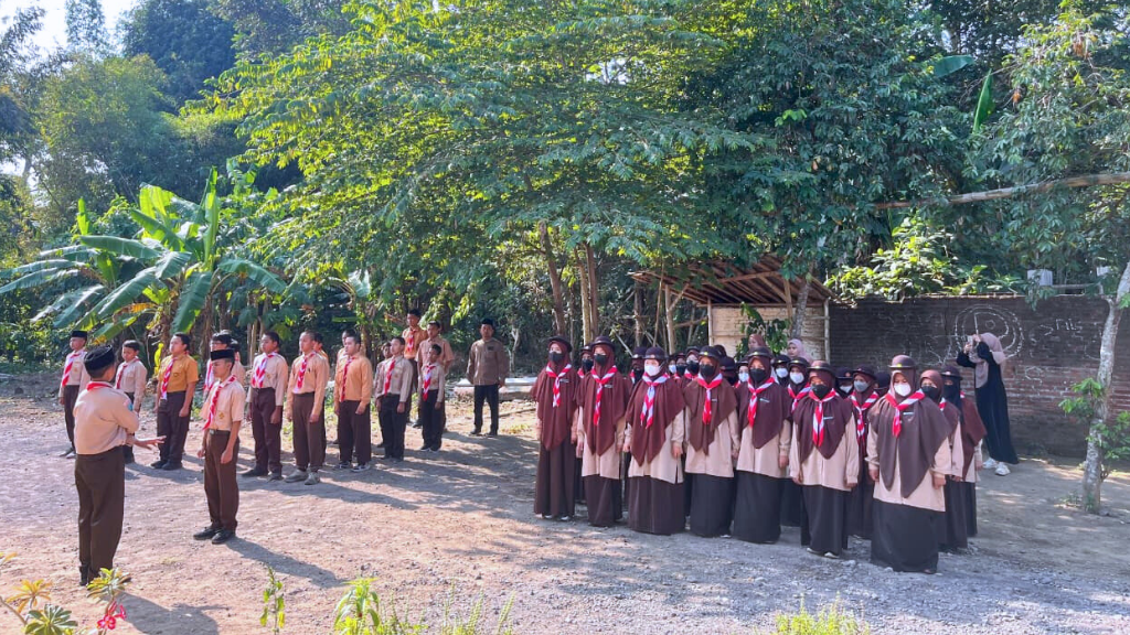 Perjusa (Perkemahan Jum'at Sabtu)