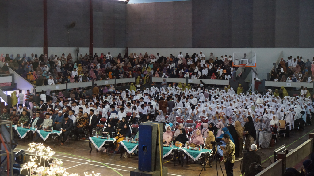 Wisuda Akbar 30 Juz Dalam Rangka Milad Bahrusysyifa